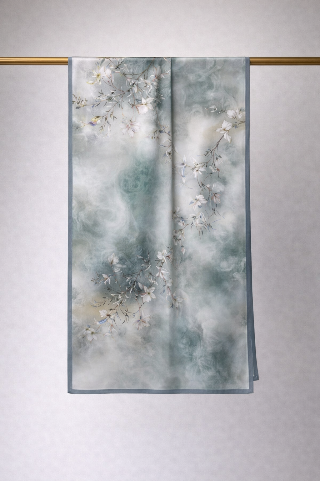 Oriental Mist Blossom Seidentuch