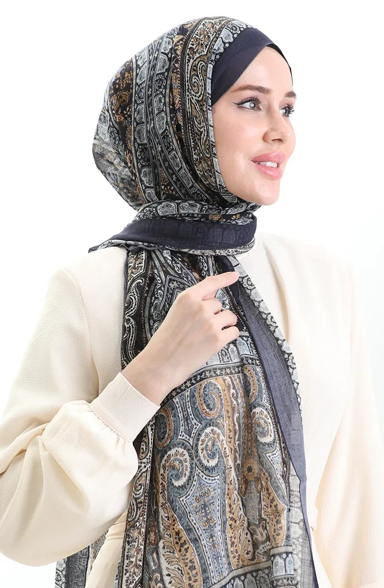 Noir Epoque - Signature Wool Scarf