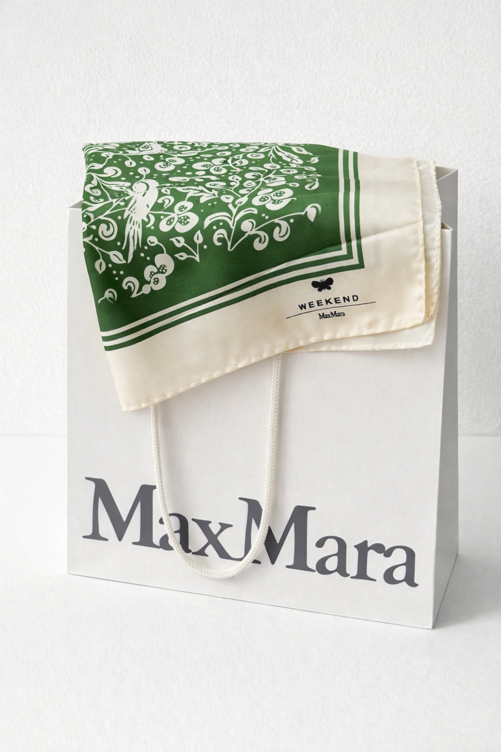 Seidentuch von Max Mara Grün