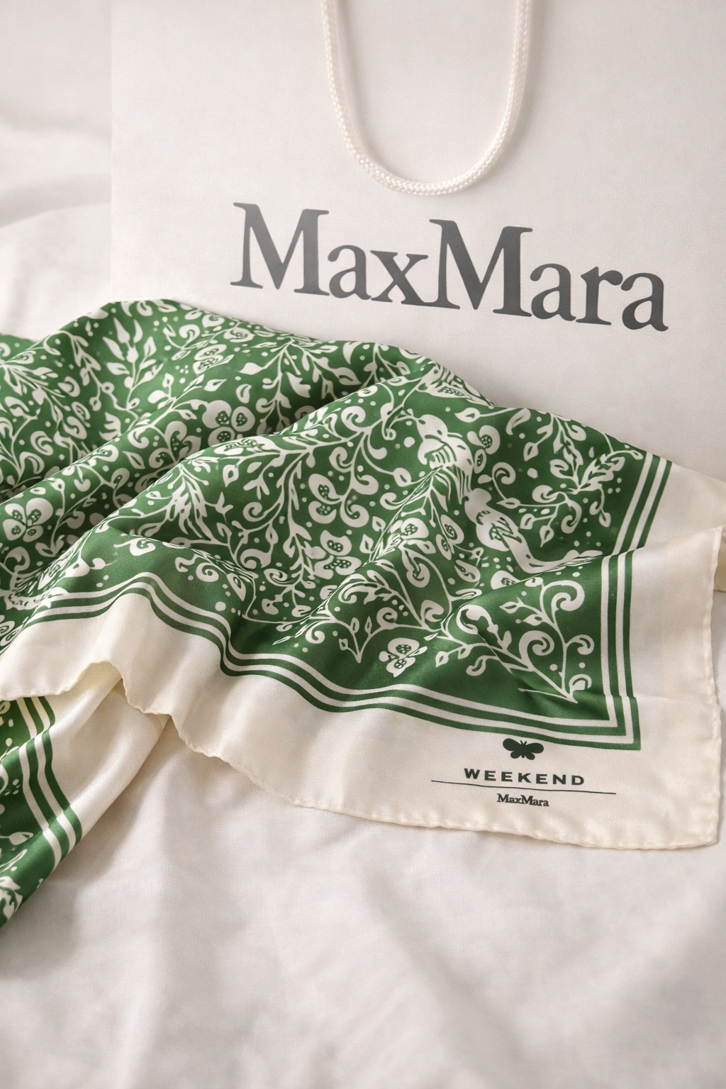 Seidentuch von Max Mara Grün